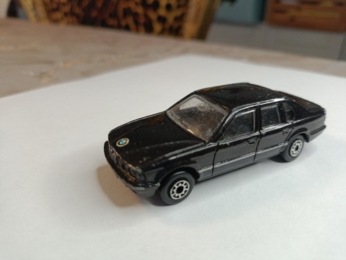 Toy bmw 750 il - mc,
