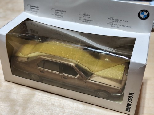 Bmw 750 silber dunkel - 750, creme